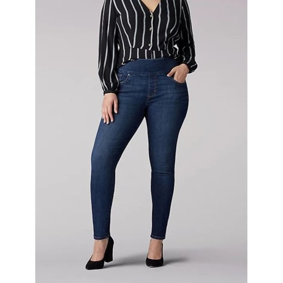 Lee Women's High Rise Stretch Slim Straight Pull On Blue Denim Jeans Size 16S - Picture 1 of 9